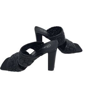 NEW Nasty Gal Black Faux Leather Faux Leather Woven Heeled Mules Sandal‎  Sz 5